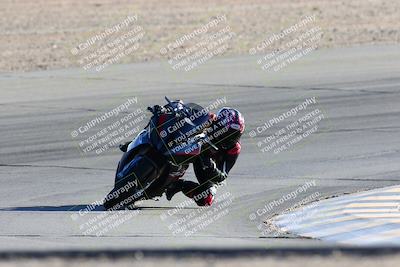 media/Jan-08-2022-SoCal Trackdays (Sat) [[1ec2777125]]/Turn 10 (2pm)/